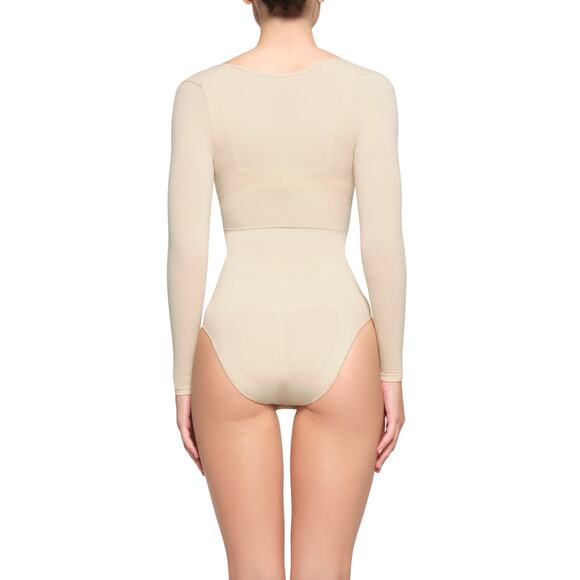 SKIMS Seamless Sculpt Long Sleeve Open Bust Brief Bodysuit Sand 2XL - Picture 3 of 7